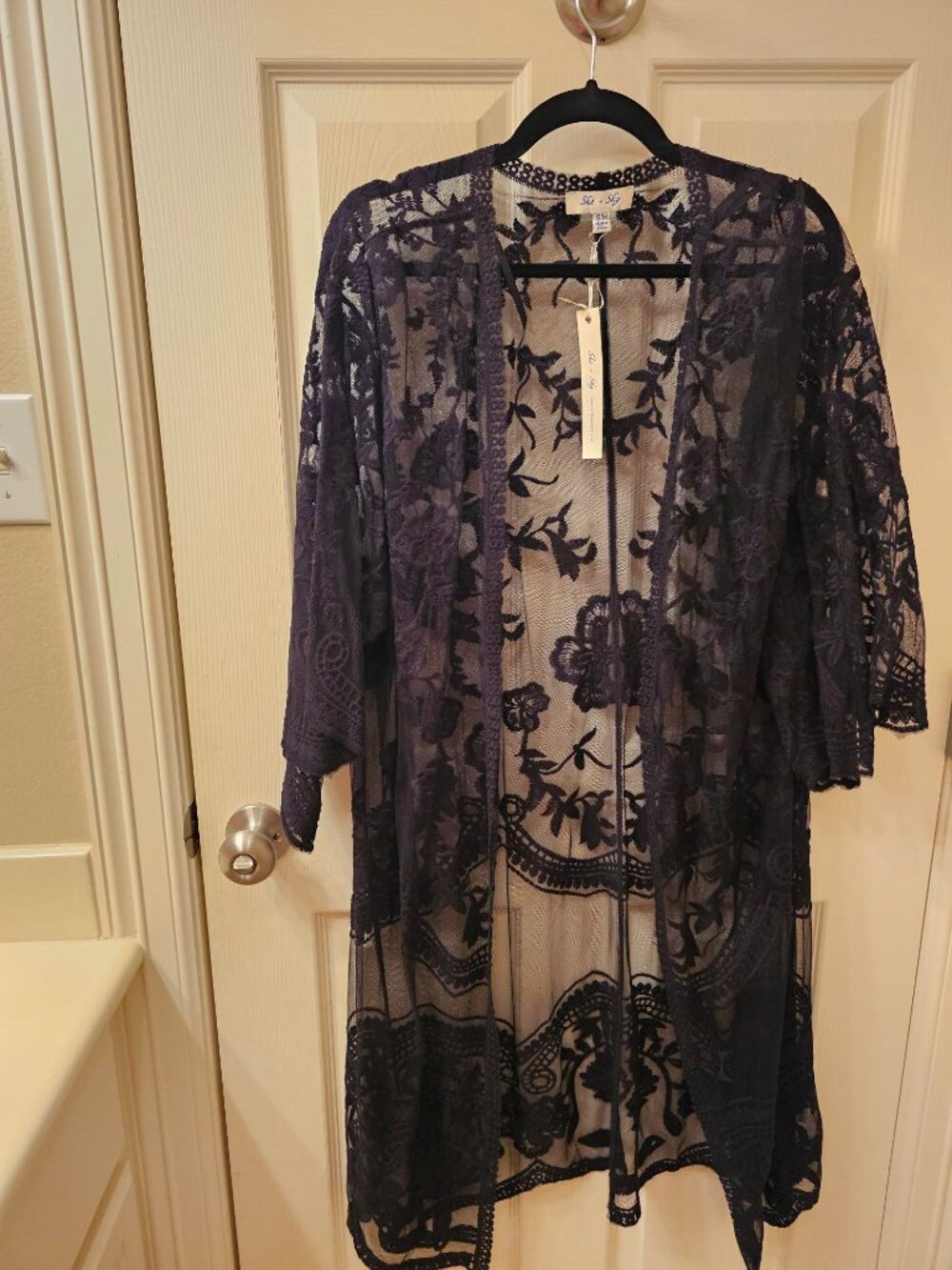 NWT She+Sky S/M Black Lace Duster